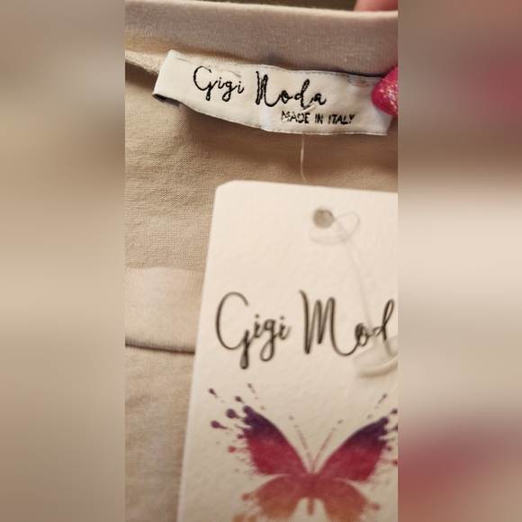 Gigi Moda Wonder Girl Shirt - Picture 4 of 4